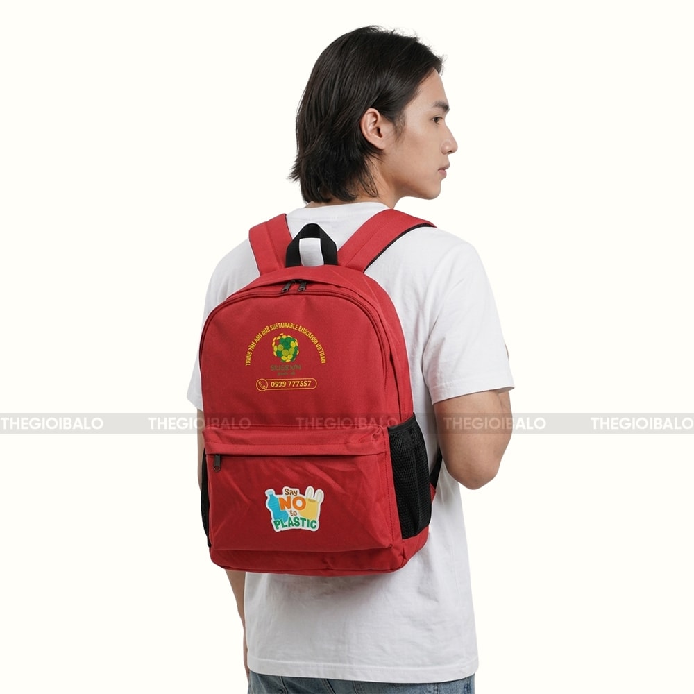 Đặt may balo theo yêu cầu in logo công ty 2